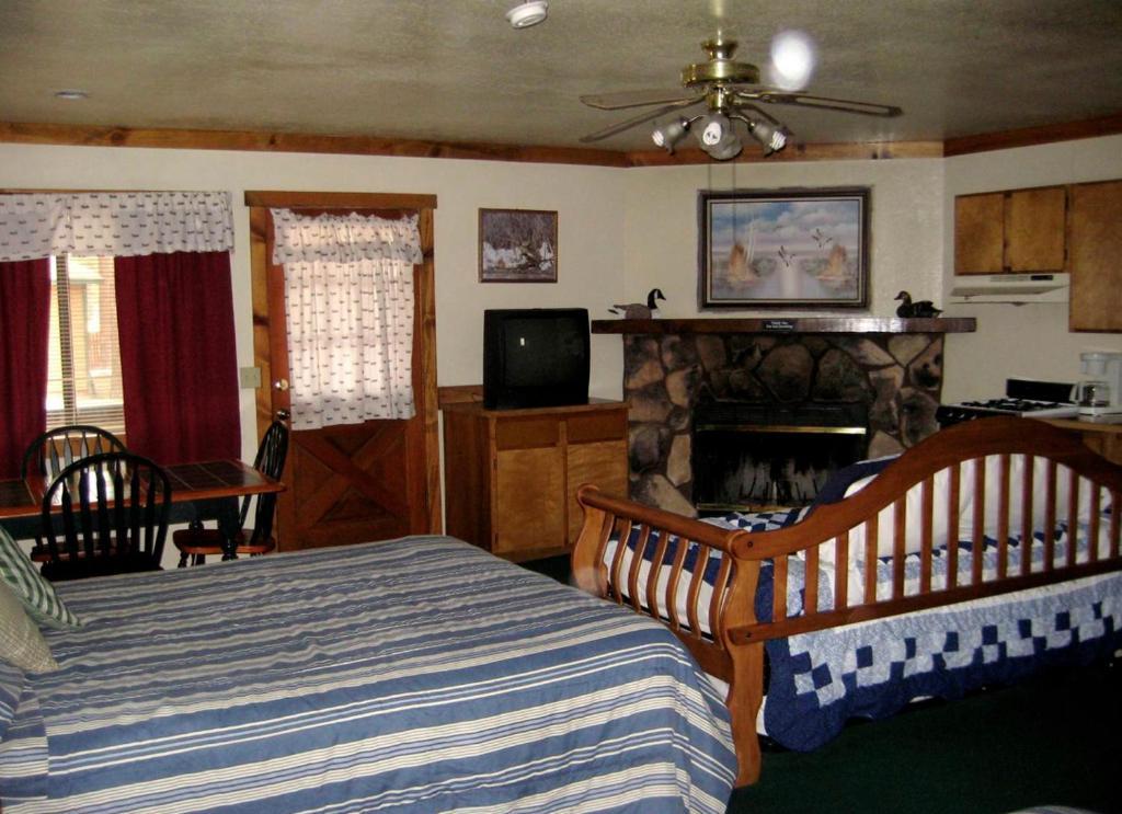 Majestic Moose Lodge - Coptic Village Big Bear Lake Værelse billede